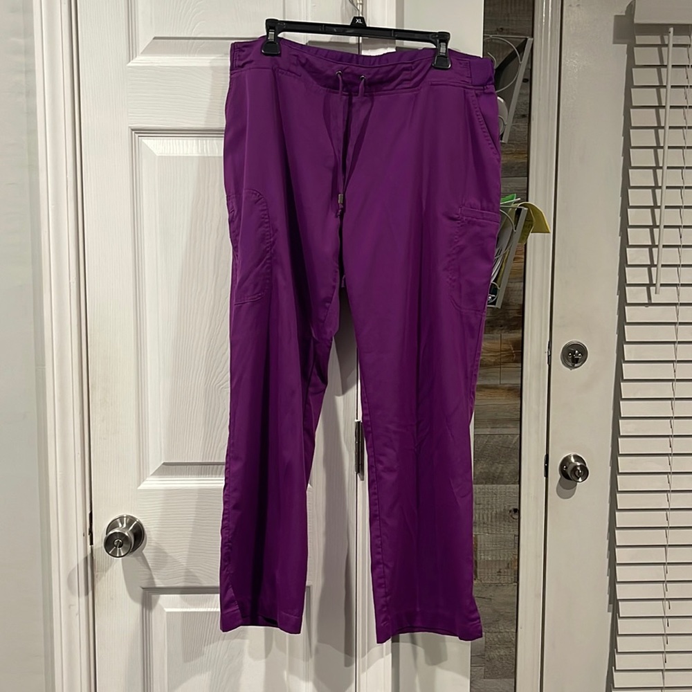 Womens scrub pants.